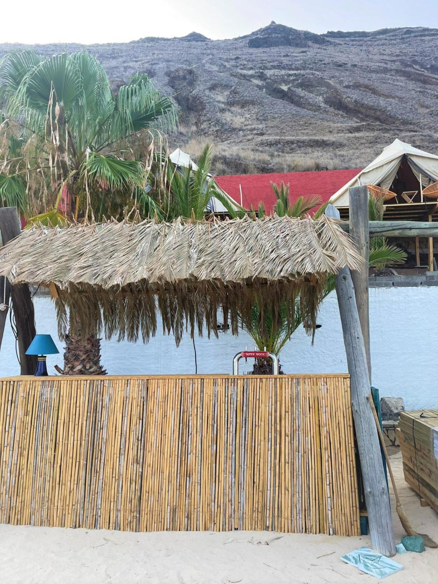 Porto Santo Destination Hostel Exterior photo