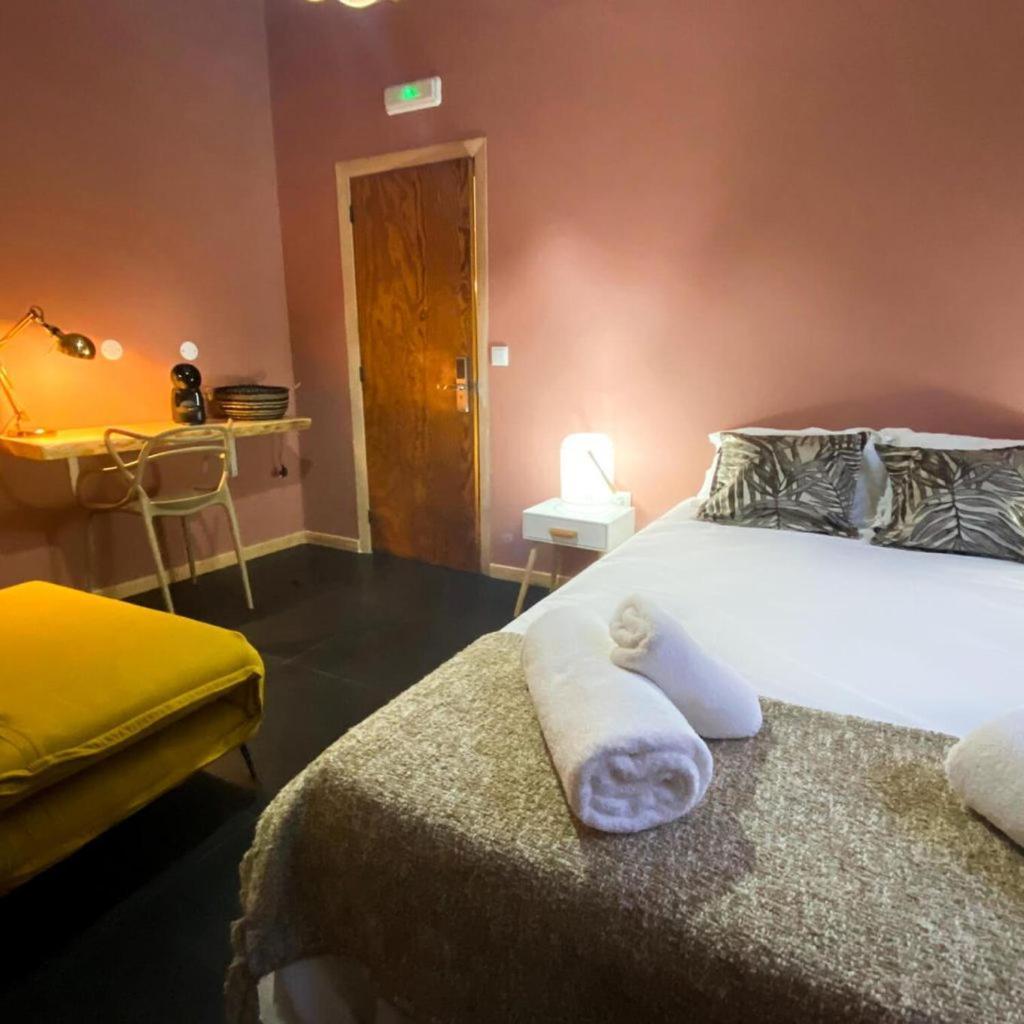 Porto Santo Destination Hostel Exterior photo